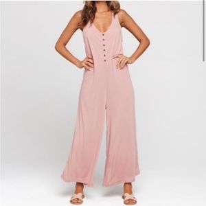 L Space Gloria V-Neck Jumpsuit Primrose
Size Medium Like New